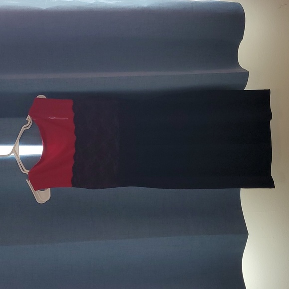 connected apparel red and black cocktail dress with lace detail size 10 - Picture 2 of 3